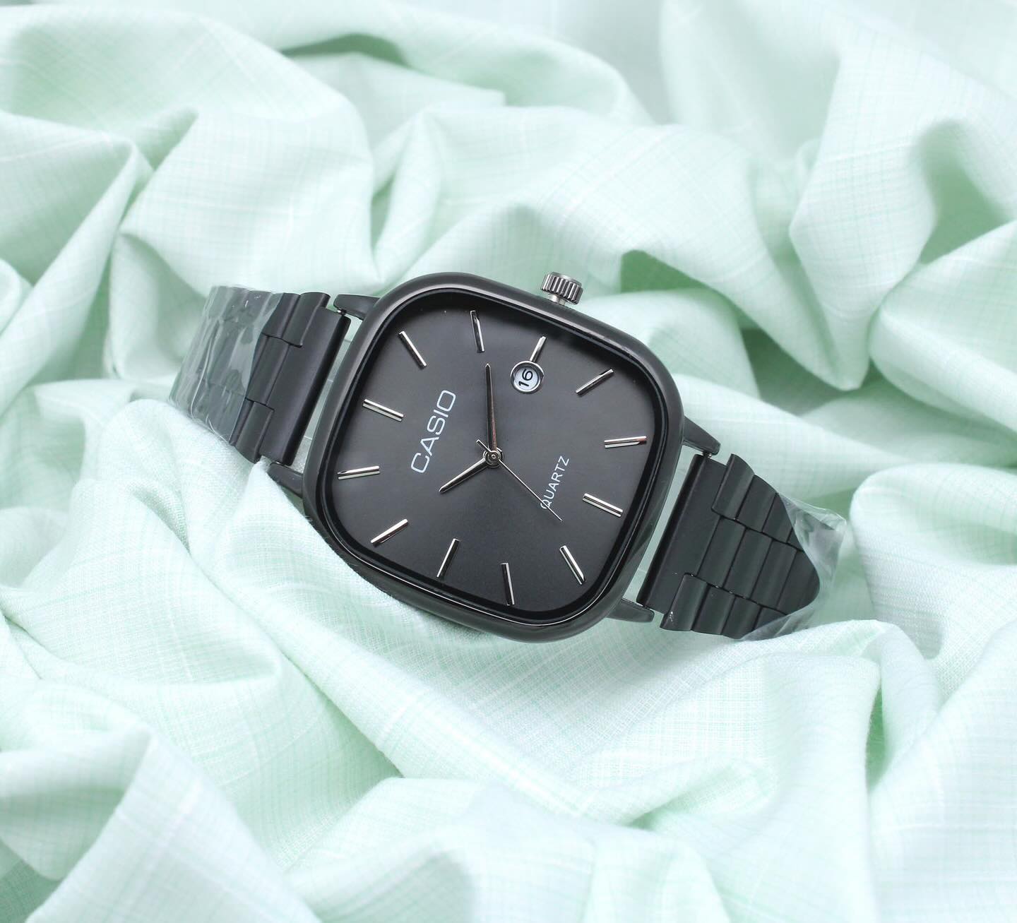 CASIO QUARTZ WATCH